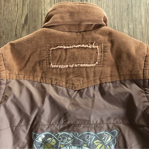 Roxy retro/vintage inspired button up jacket with corduroy & art nouveau graphic - Picture 7 of 15